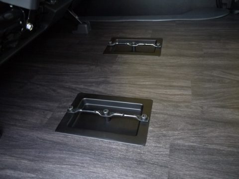 4型　ワイドバンの重歩行用床張りをご紹介いたします。 (4)